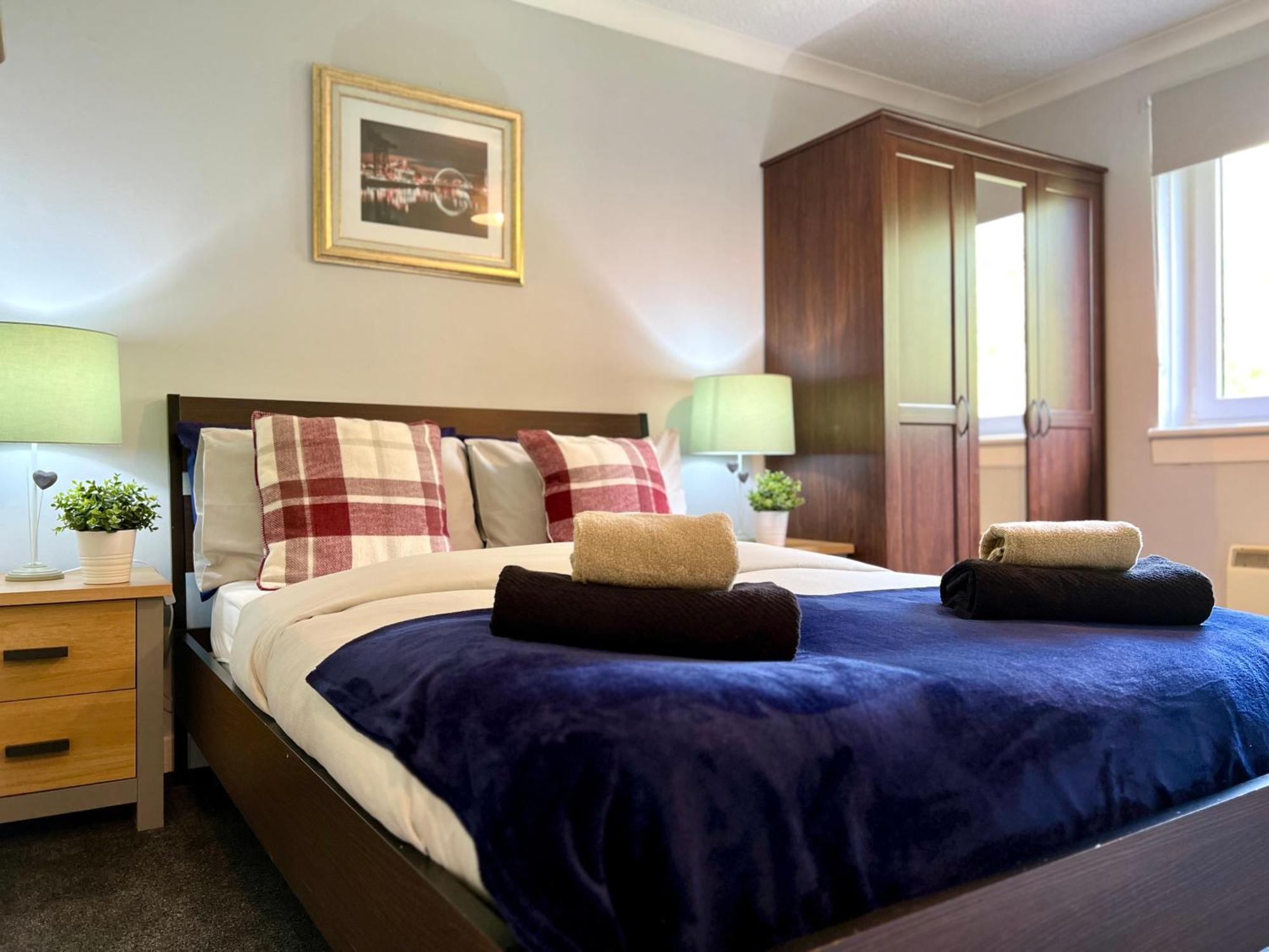 Spacious 2 Bed-Flat In Glasgow City - Free Parking Exterior foto