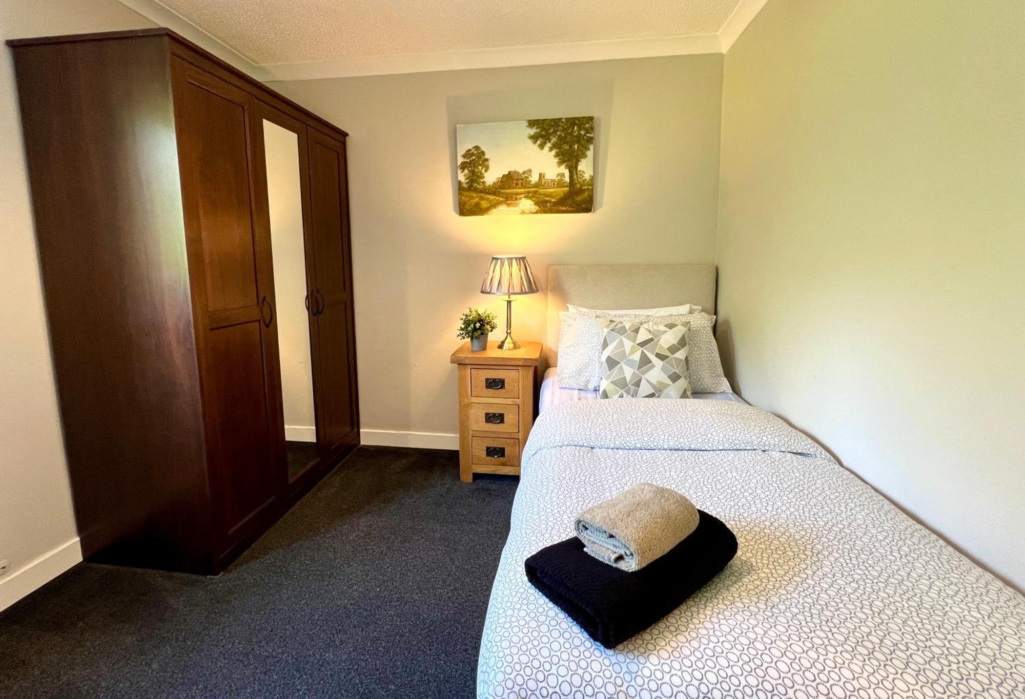 Spacious 2 Bed-Flat In Glasgow City - Free Parking Exterior foto