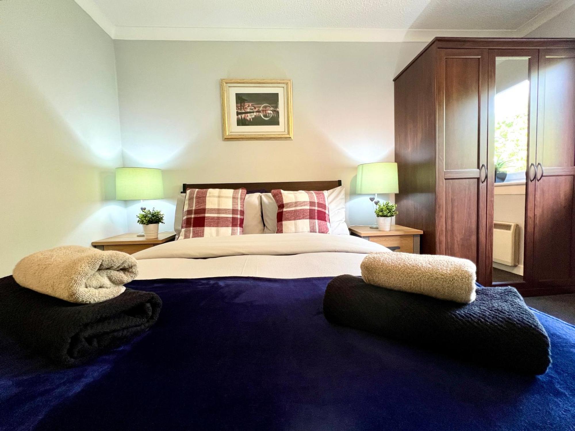 Spacious 2 Bed-Flat In Glasgow City - Free Parking Exterior foto